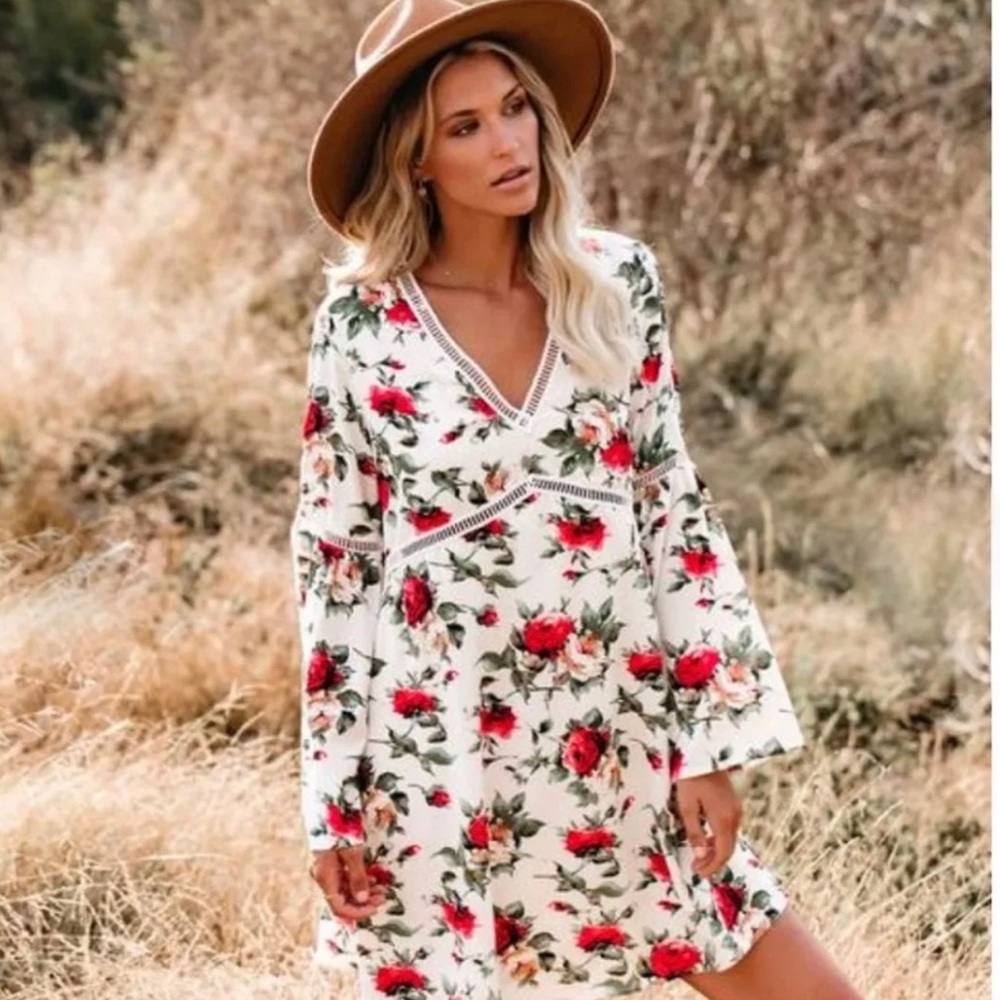 Vici NWT Floral Mini Dress